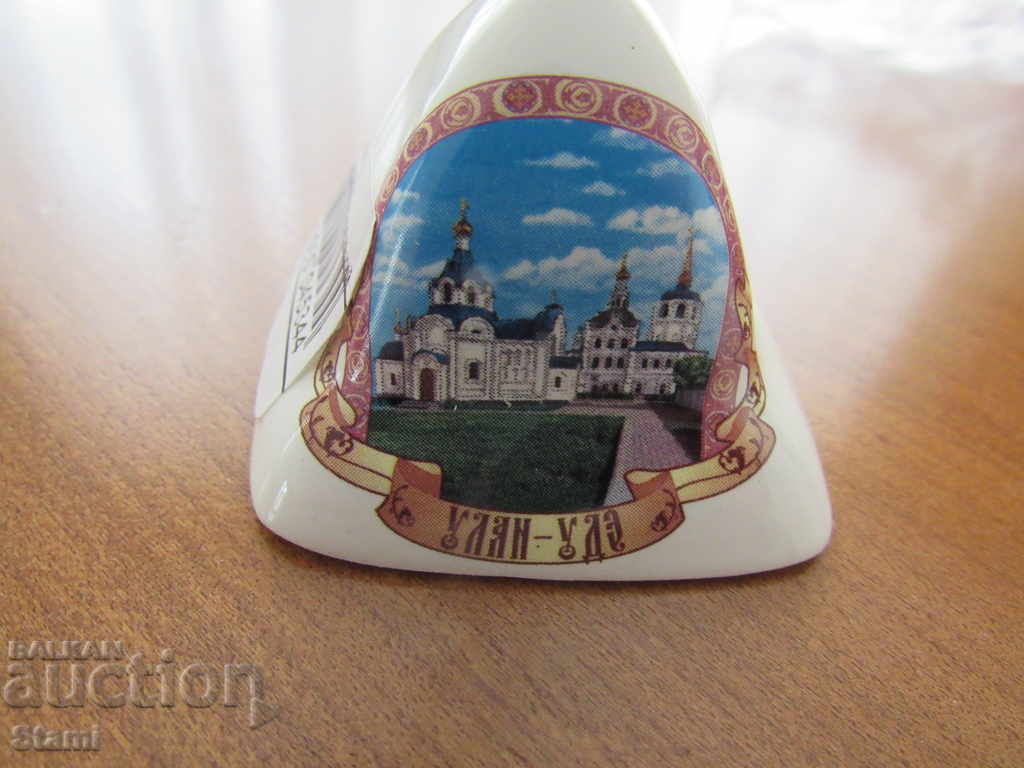 Порцеланова камбанка-квадрат-сувенир от Улан Уде-Русия