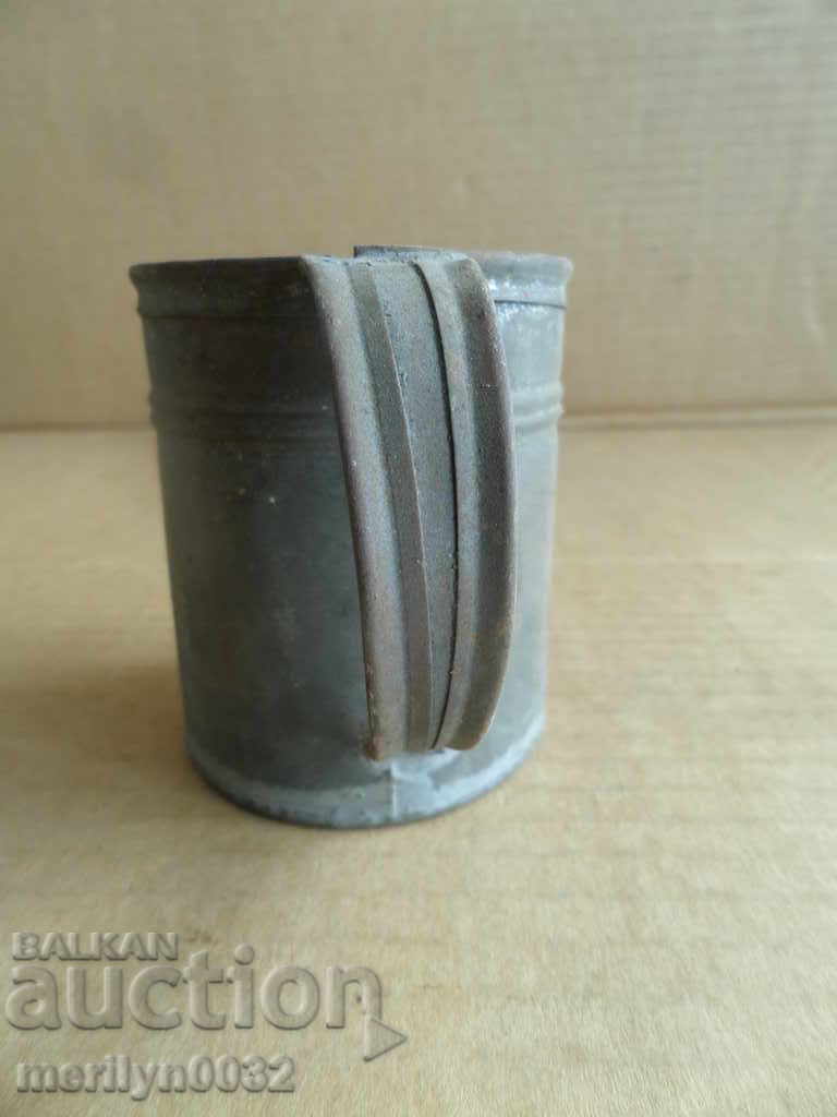 Delivery of An old measure of liquor can water alcohol beer beer wine brandy