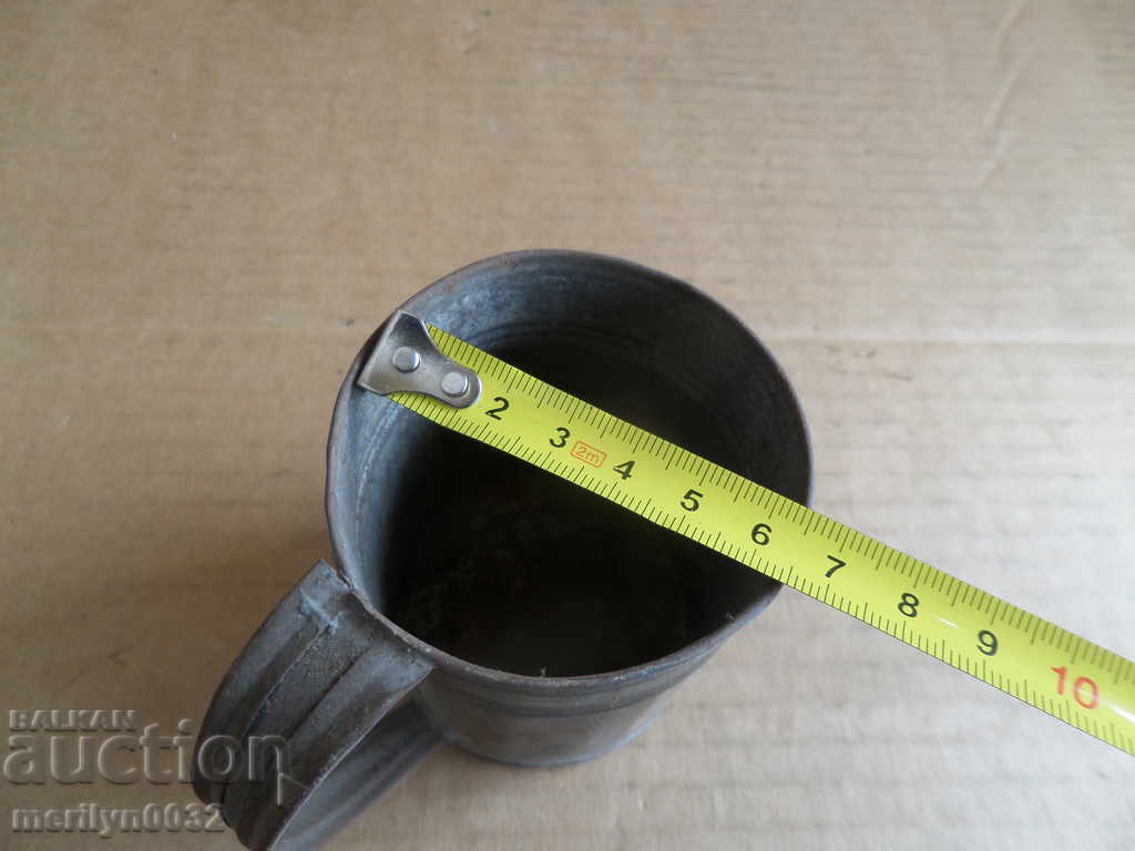 An old measure of liquor can water alcohol beer beer wine brandy - 7