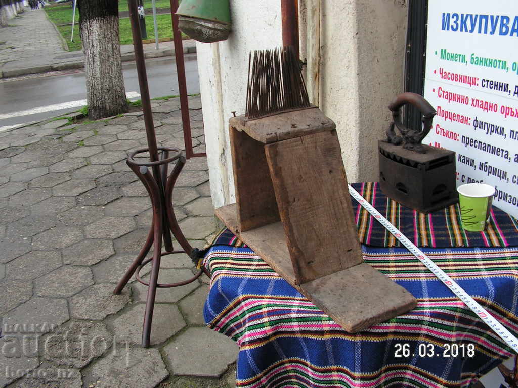 Delivery of 9133. OLIVE WOOD HEAD FOR WINDOW DARK Delivery of 9133. OLIVE WOOD HEAD FOR WINDOW DARK