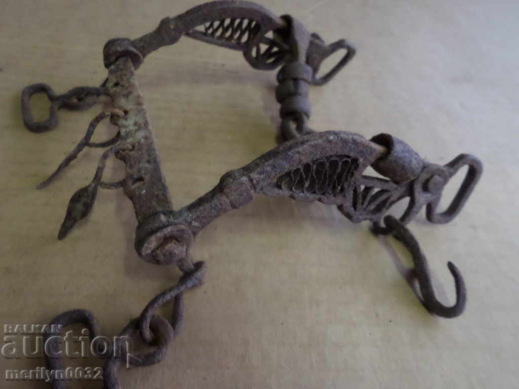 An old Ottoman hamlet wrought iron for the beginning of the 19th century with price 128.00 BGN | € 65.45 An old Ottoman hamlet wrought iron for the beginning of the 19th century with price 128.00 BGN | € 65.45