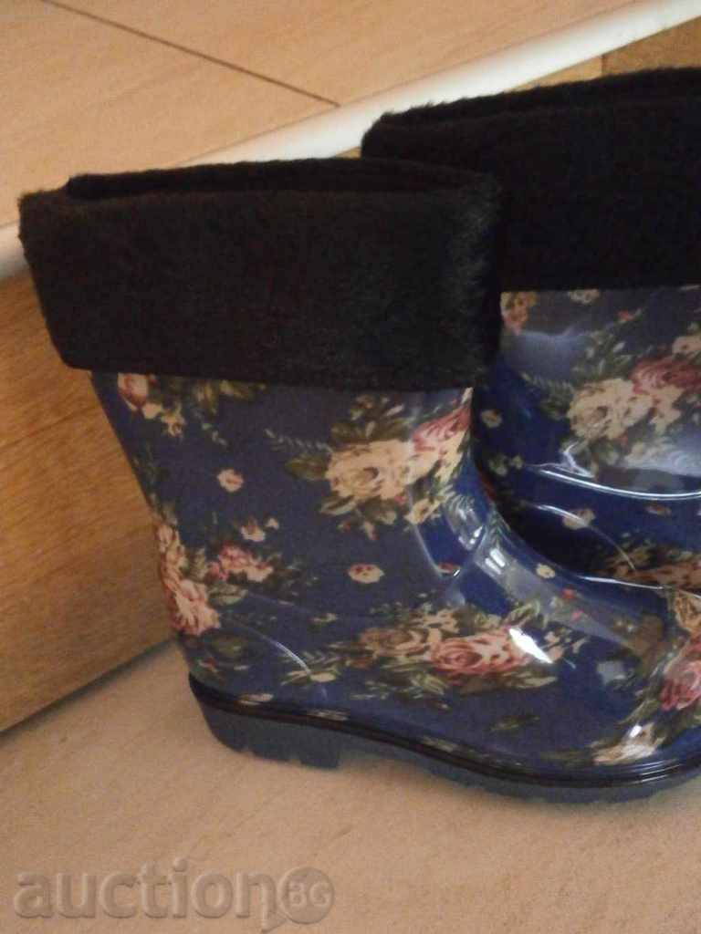 Auction Rubber boots with floral motif, new, number 27 Auction Rubber boots with floral motif, new, number 27