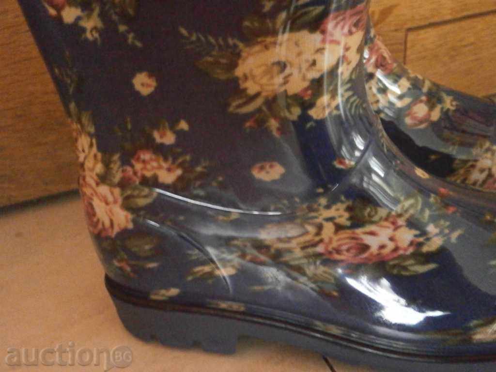Rubber boots with floral motif, new, number 27 - 6 Rubber boots with floral motif, new, number 27 - 6