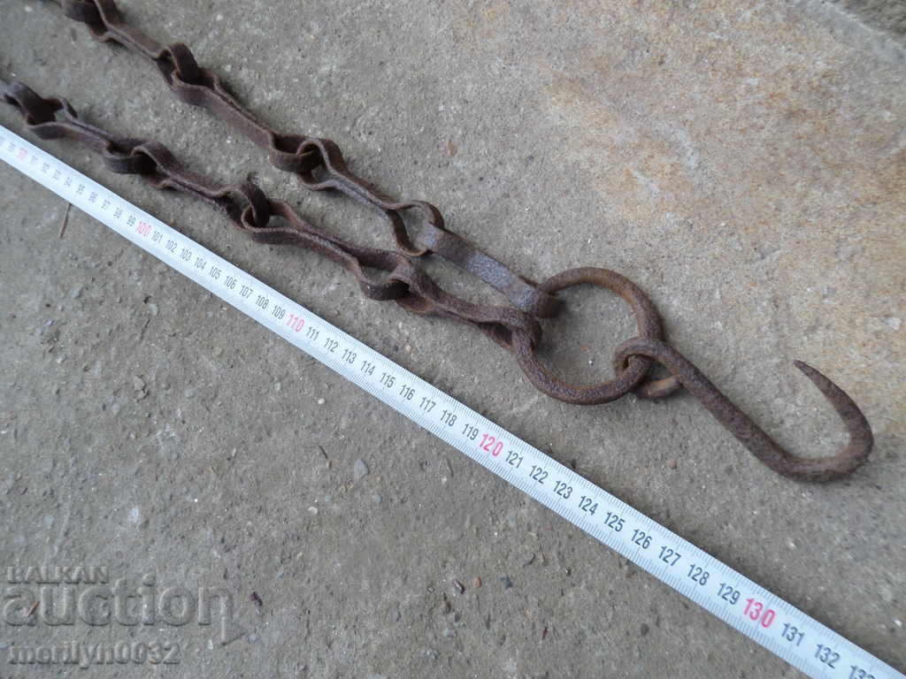 Auction Hand forged chain for hearth, chain, wrought iron Auction Hand forged chain for hearth, chain, wrought iron