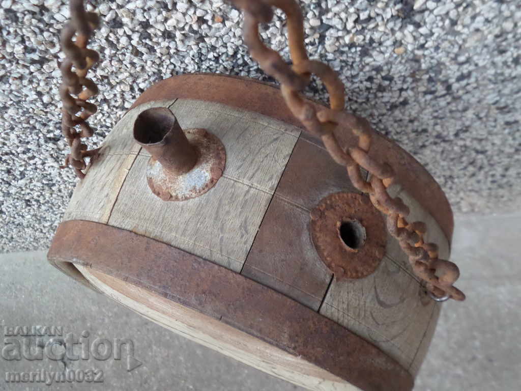 Old horse bucket, bucket, barrel, wooden, pavour with price 67.00 BGN | € 34.26 Old horse bucket, bucket, barrel, wooden, pavour with price 67.00 BGN | € 34.26