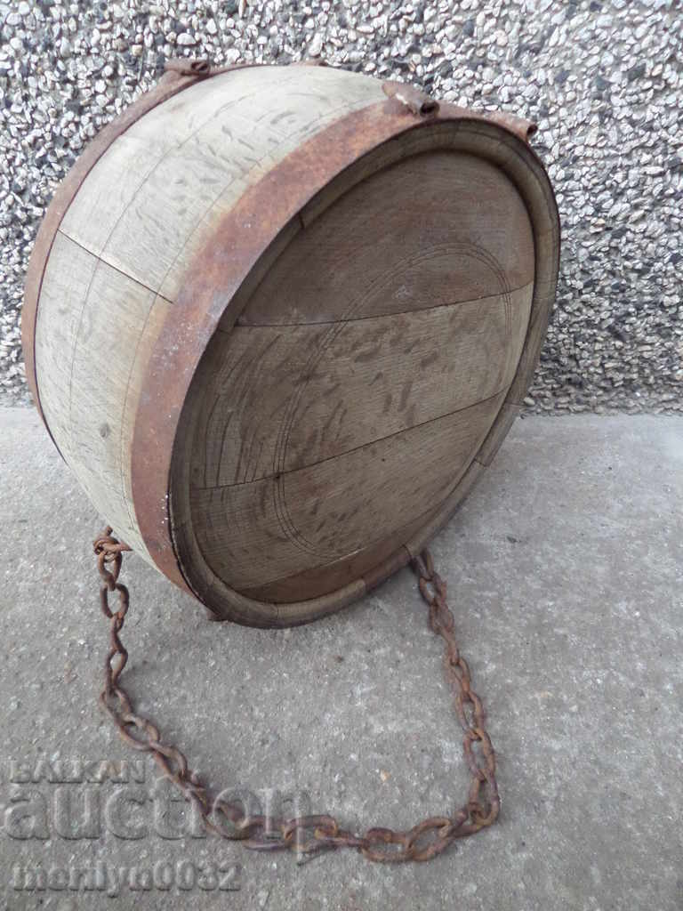 Old horse bucket, bucket, barrel, wooden, pavour - 6 Old horse bucket, bucket, barrel, wooden, pavour - 6