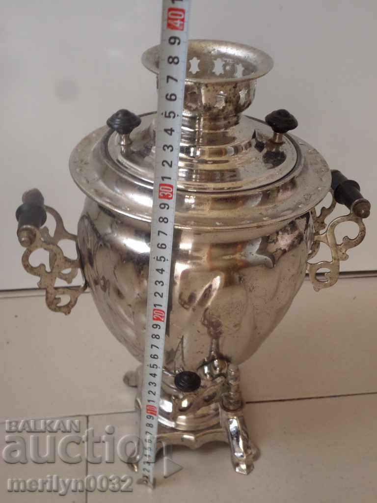 Old electric samovar USSR Tula with price 79.00 BGN | € 40.39 Old electric samovar USSR Tula with price 79.00 BGN | € 40.39