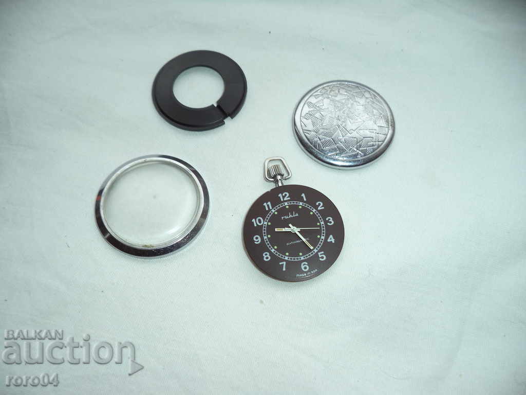 ДЖОБЕН ЧАСОВНИК РУХЛА / RUHLA - ANTIMAGNETIC - MADE IN DDR с цена 27.00 лв. | € 13.80 ДЖОБЕН ЧАСОВНИК РУХЛА / RUHLA - ANTIMAGNETIC - MADE IN DDR с цена 27.00 лв. | € 13.80