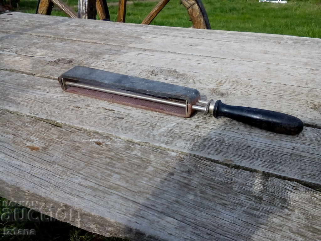 Ancient slap, mass - 6 Ancient slap, mass - 6