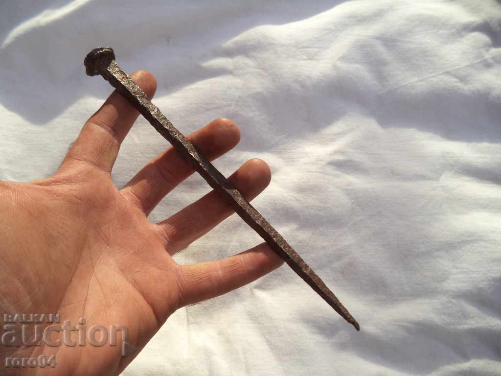 STAR HAND CIRCLE PIRON with price 17.10 BGN | € 8.74 STAR HAND CIRCLE PIRON with price 17.10 BGN | € 8.74