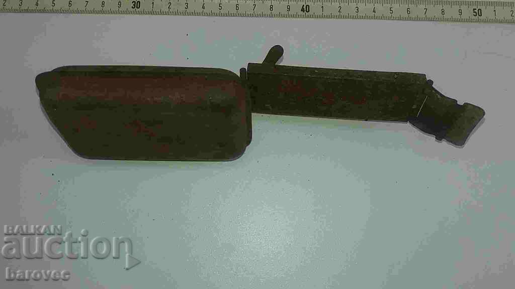 Auction An old alcohol device? Auction An old alcohol device?