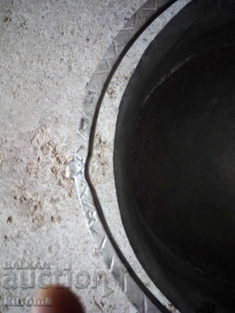 Delivery of Baker copper with beautiful accents Delivery of Baker copper with beautiful accents