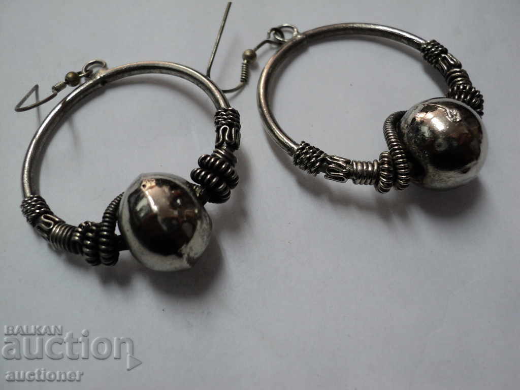 Delivery of OLD SHOES Delivery of OLD SHOES