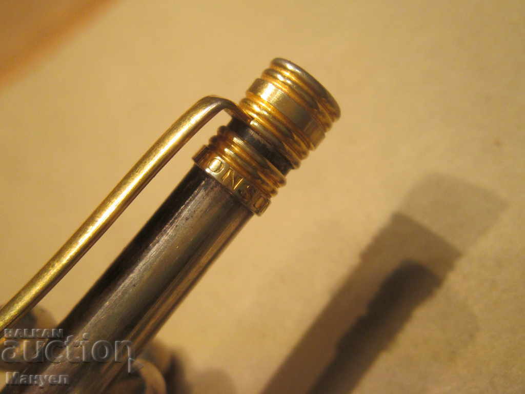 Auction I sell old beautiful silver chemical "RONSON" .RRRR Auction I sell old beautiful silver chemical "RONSON" .RRRR