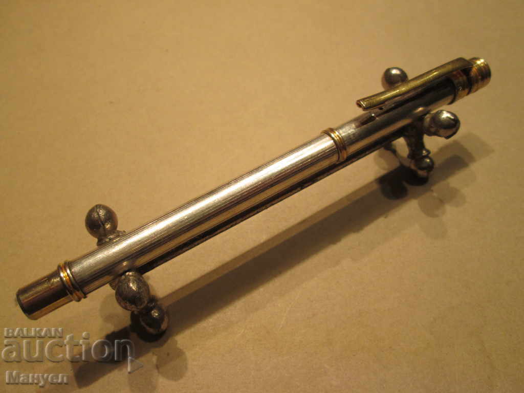 I sell old beautiful silver chemical "RONSON" .RRRR I sell old beautiful silver chemical "RONSON" .RRRR