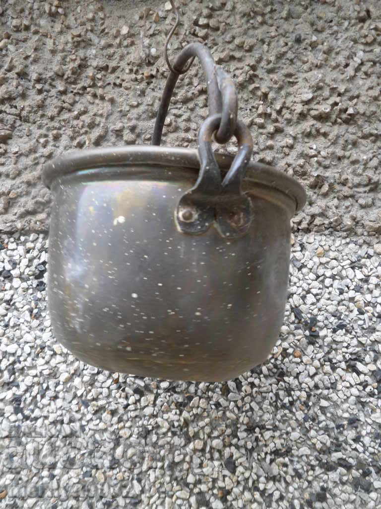 Boiler boiler brass kettle with price 20.00 BGN | € 10.23 Boiler boiler brass kettle with price 20.00 BGN | € 10.23