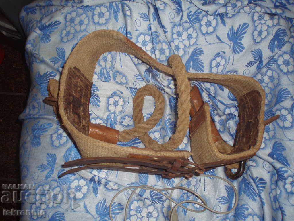 Стар Осигурителен Колан с цена 35.00 лв. | € 17.90 Стар Осигурителен Колан с цена 35.00 лв. | € 17.90