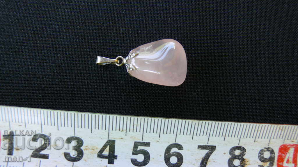 Pink quartz pendant with price 10.00 BGN | € 5.11 Pink quartz pendant with price 10.00 BGN | € 5.11