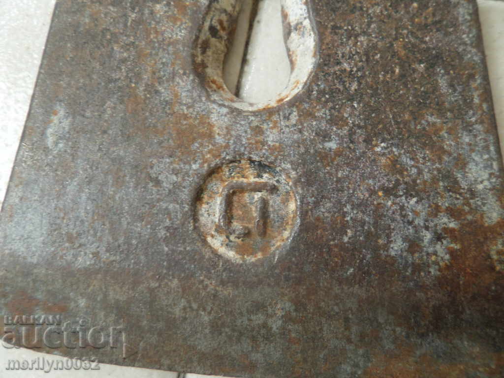 Djulgerska σκεπάρνι εργαλείο τσεκούρι μαχαίρι με τιμή 41.00 BGN | € 20.96 Djulgerska σκεπάρνι εργαλείο τσεκούρι μαχαίρι με τιμή 41.00 BGN | € 20.96