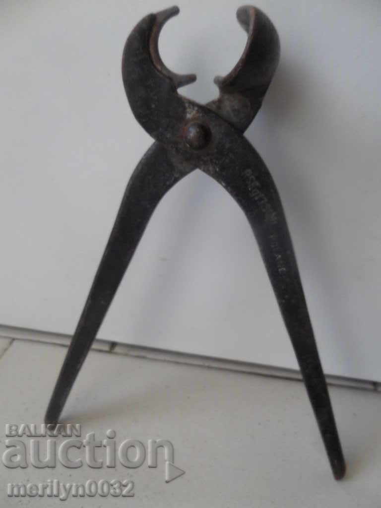 Profiled pliers for bergamon tube early wounds, Bulgaria with price 29.00 BGN | € 14.83 Profiled pliers for bergamon tube early wounds, Bulgaria with price 29.00 BGN | € 14.83