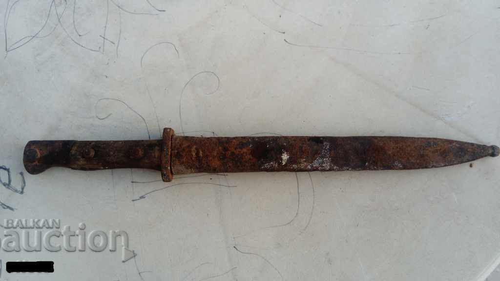 Auction a very rare bayonet blade with a jug Auction a very rare bayonet blade with a jug