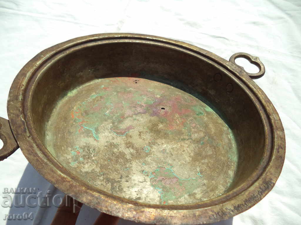 OLD HANGER HANGER WRAP - CARDIFF - 7 OLD HANGER HANGER WRAP - CARDIFF - 7