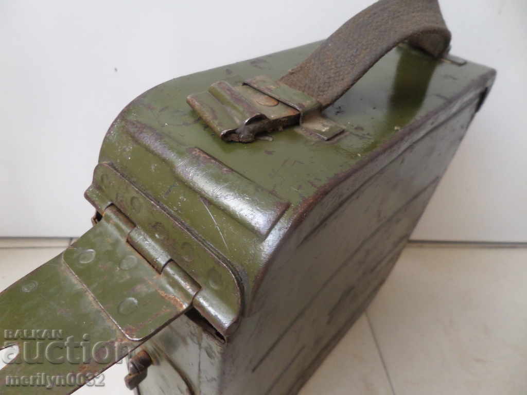 Auction Box for cartridges, cartridge box for machine gun Maxim USSR Auction Box for cartridges, cartridge box for machine gun Maxim USSR