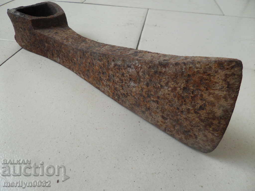 An old 170-year-old ax-wrought iron toothed tool - 5 An old 170-year-old ax-wrought iron toothed tool - 5