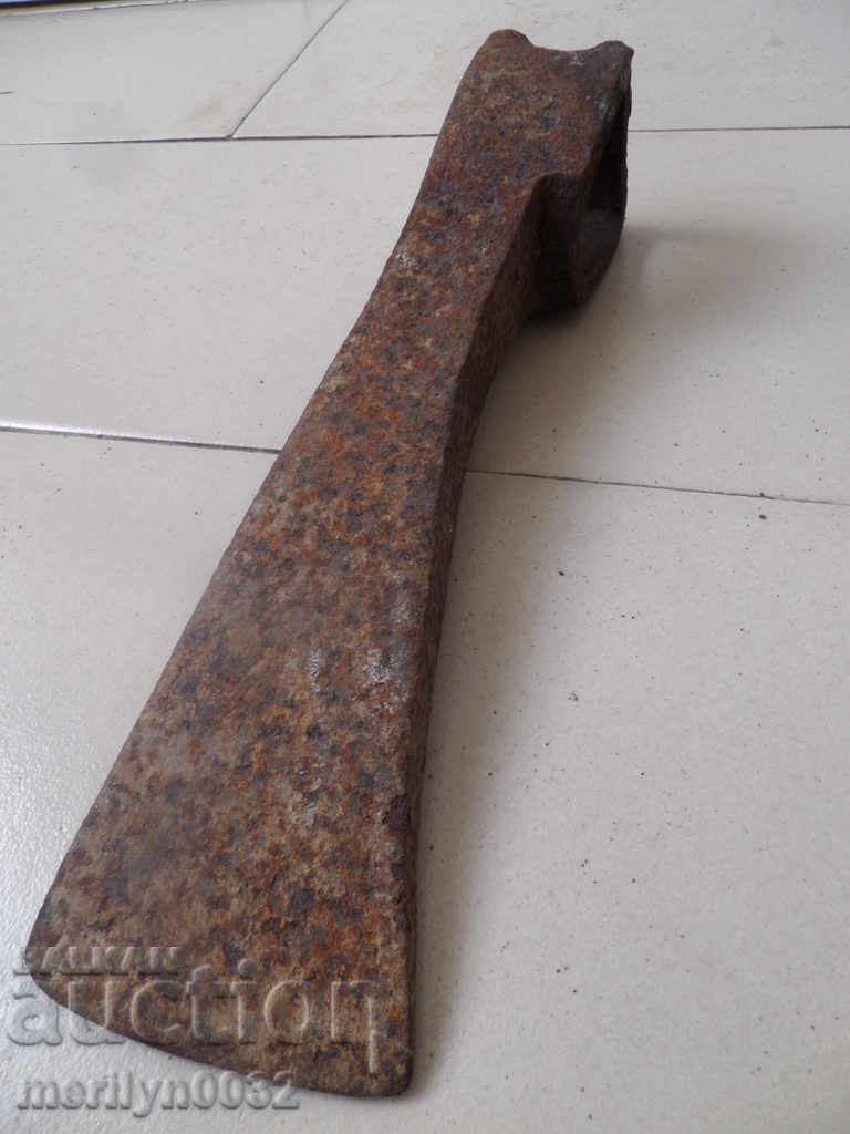 An old 170-year-old ax-wrought iron toothed tool - 6 An old 170-year-old ax-wrought iron toothed tool - 6