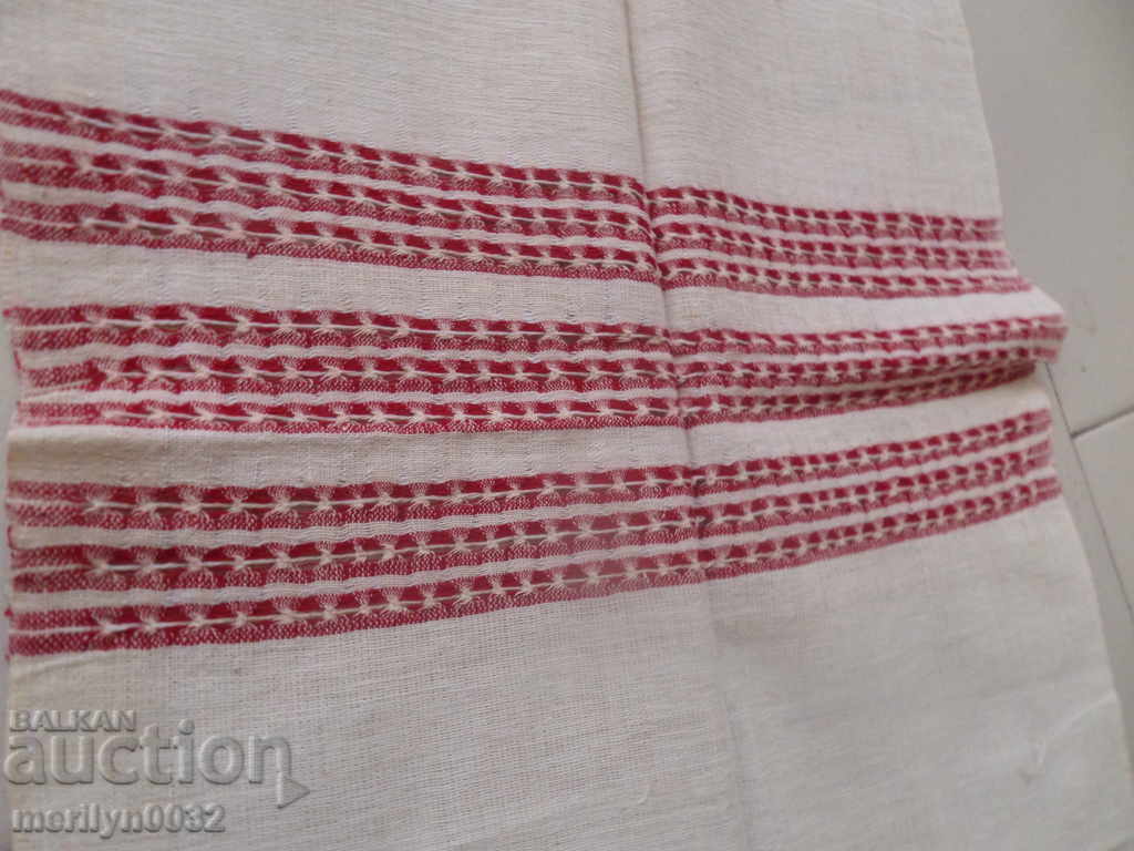 An old hand-woven cloth embroidery with price 37.00 BGN | € 18.92 An old hand-woven cloth embroidery with price 37.00 BGN | € 18.92