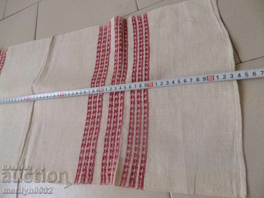 Delivery of An old hand-woven cloth embroidery Delivery of An old hand-woven cloth embroidery