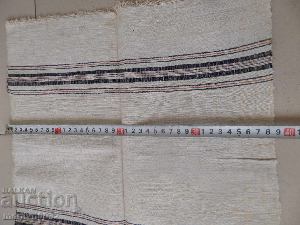 Delivery of An old hand-woven cloth embroidery Delivery of An old hand-woven cloth embroidery