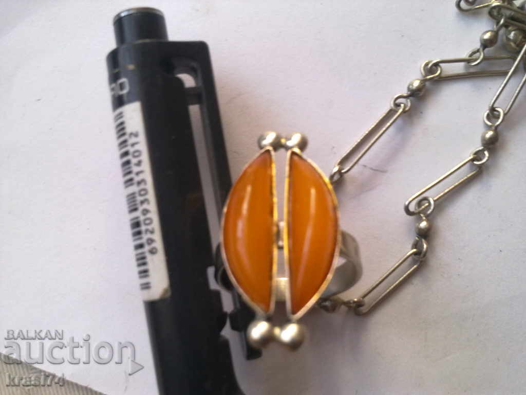 Auction Compact ring and chain with pendant - amber Auction Compact ring and chain with pendant - amber