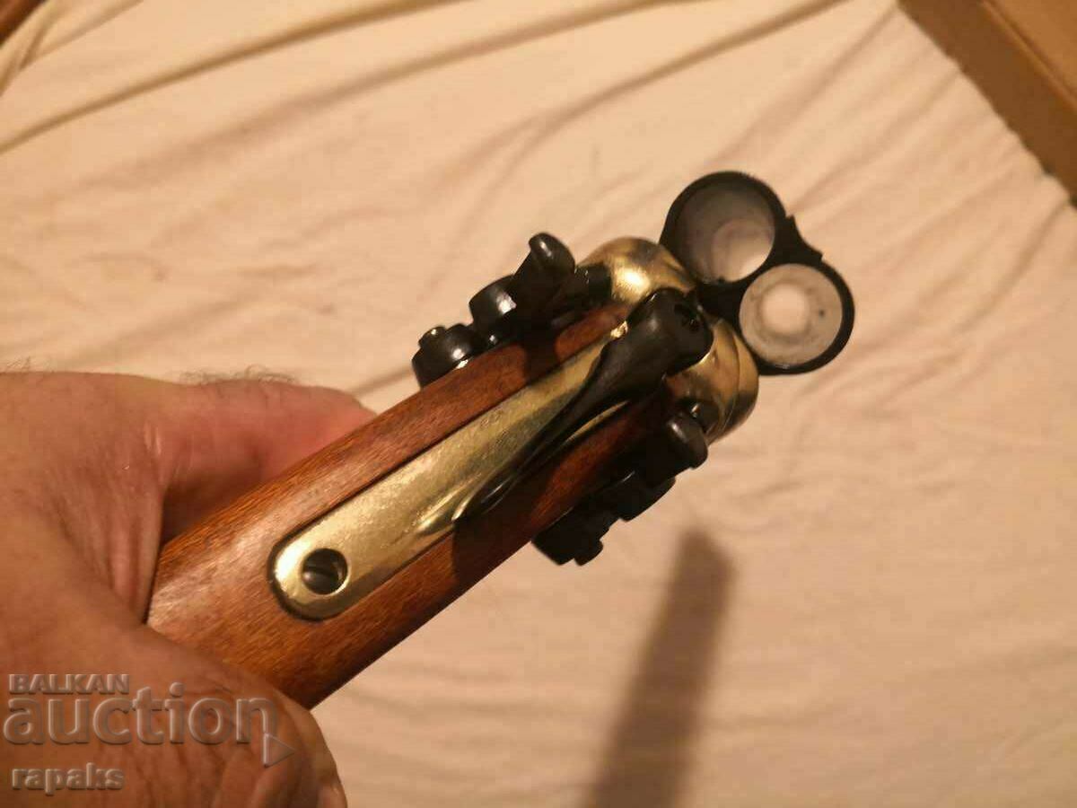 Pușcă de vânătoare scurtată cu două țevi. Replica lui ............... - 6 Pușcă de vânătoare scurtată cu două țevi. Replica lui ............... - 6