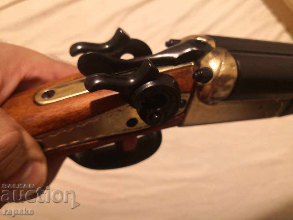 Shortened double-barreled shotgun. Replica of a "cut" rifle, shotgun - 7