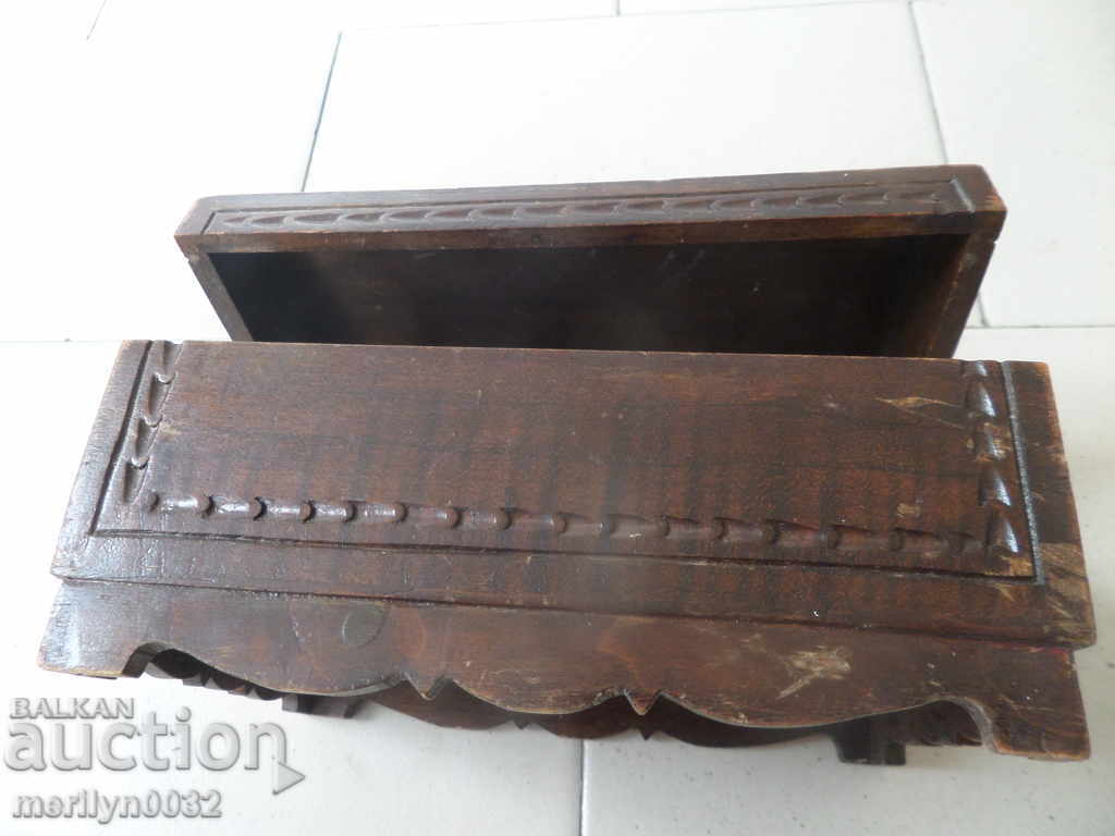 Кутия с дърворезба нач на ХХ век дървения УНИКАТ бижу - 5 Кутия с дърворезба нач на ХХ век дървения УНИКАТ бижу - 5