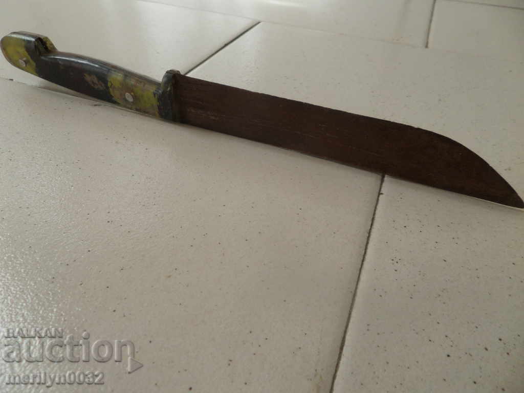 An old knife with a stitch blade edges - 5