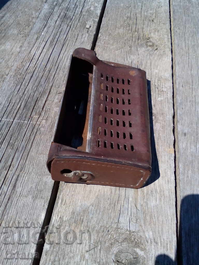 Θήκη ραδιοφώνου, ραδιοφωνικός δέκτης με τιμή 9.00 BGN | € 4.60 Θήκη ραδιοφώνου, ραδιοφωνικός δέκτης με τιμή 9.00 BGN | € 4.60