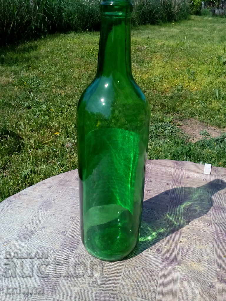 Delivery of Bottle, bottle of vinegar Delivery of Bottle, bottle of vinegar