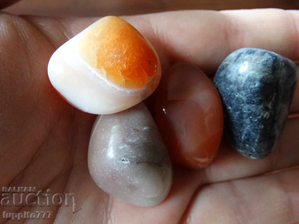 200 grams of 1000 carats of carnelian aventurium amethyst with price 59.99 BGN | € 30.67