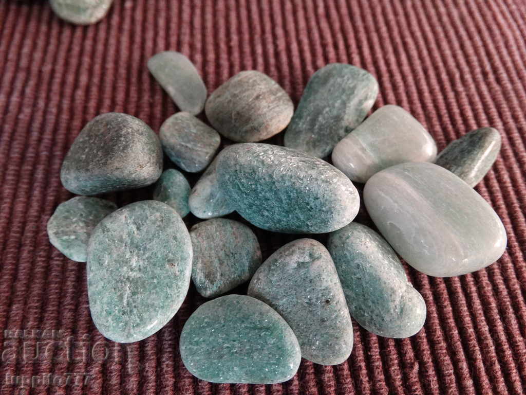 160 de grame de aventurier verde de 800 de carate cu preț 49.99 BGN | € 25.56 160 de grame de aventurier verde de 800 de carate cu preț 49.99 BGN | € 25.56