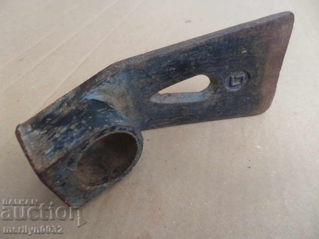 Auction Dulgher Tesla ax ax tool Auction Dulgher Tesla ax ax tool