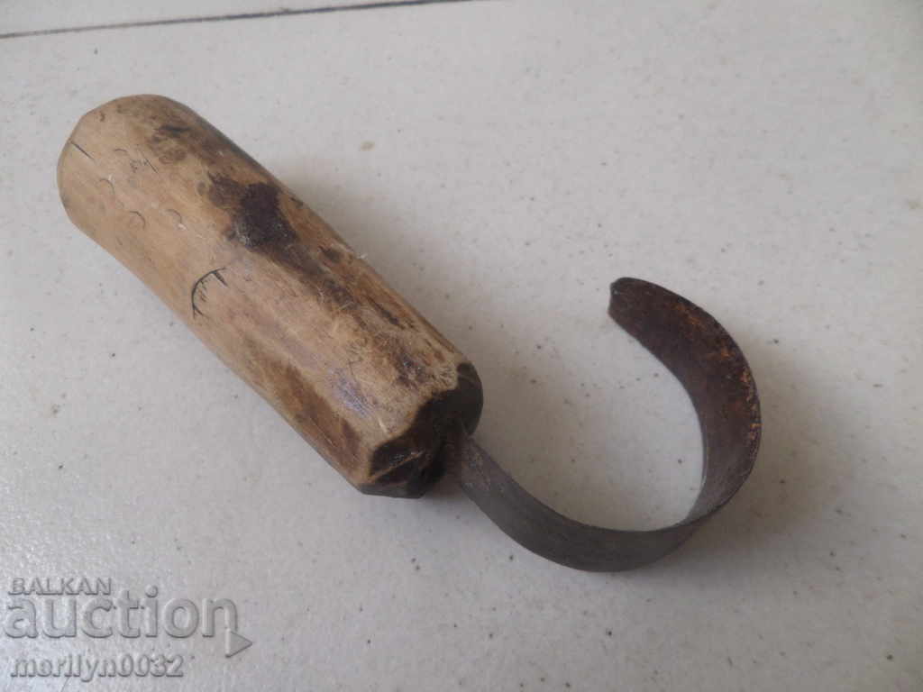 Licitație Cupru mașină de rectificat lingura TANUR PRIMITIVE Licitație Cupru mașină de rectificat lingura TANUR PRIMITIVE