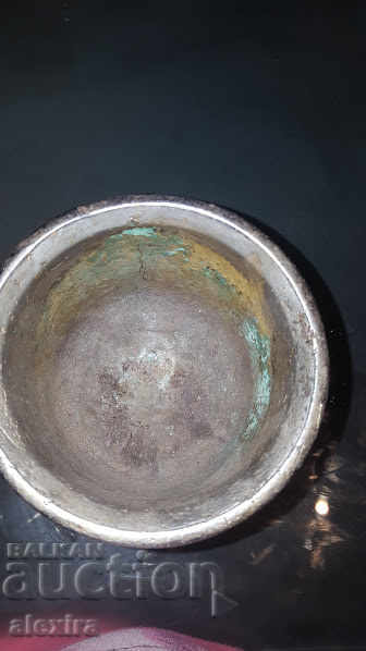 ένα παλιό αυθεντικό χάλκινο αργυρό κονίαμα με τιμή 29.00 BGN | € 14.83 ένα παλιό αυθεντικό χάλκινο αργυρό κονίαμα με τιμή 29.00 BGN | € 14.83