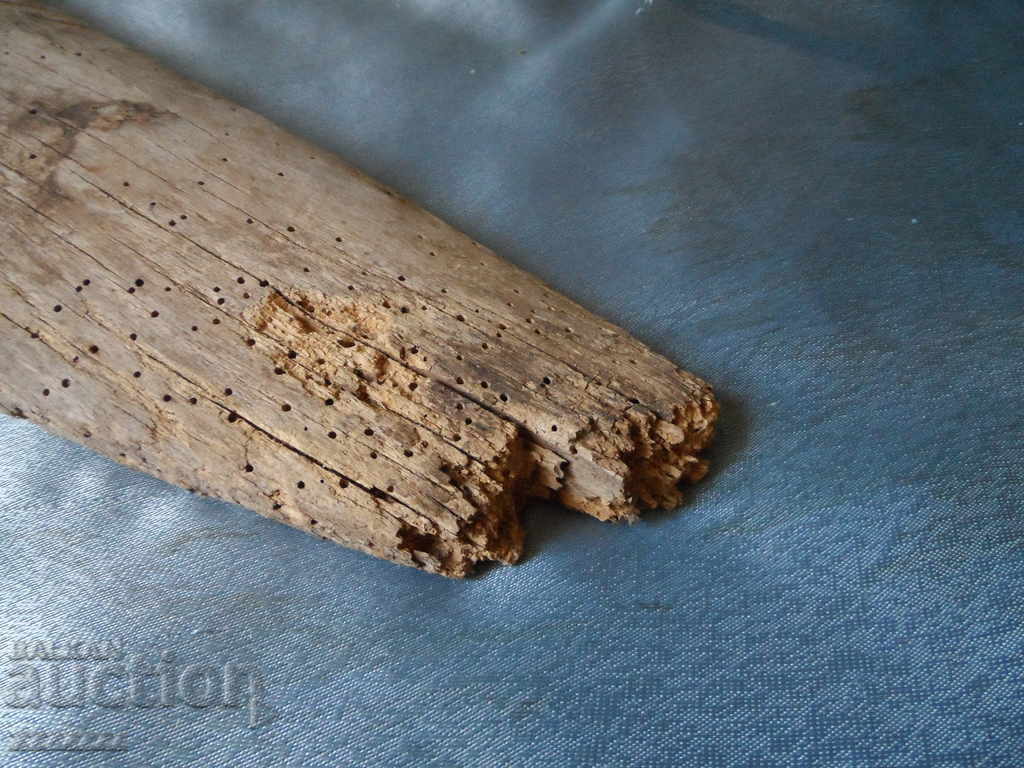 Livrarea aparat vechi din lemn - 2 Livrarea aparat vechi din lemn - 2