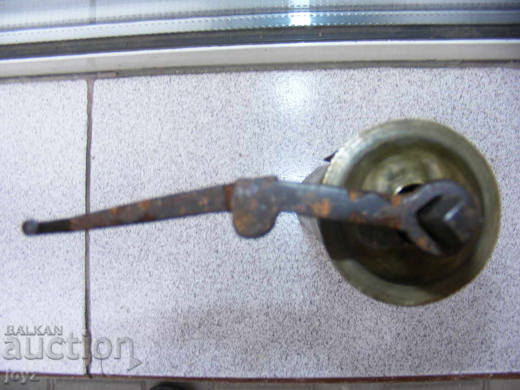 Delivery of Ancient coffee grinder BGN 30 Delivery of Ancient coffee grinder BGN 30