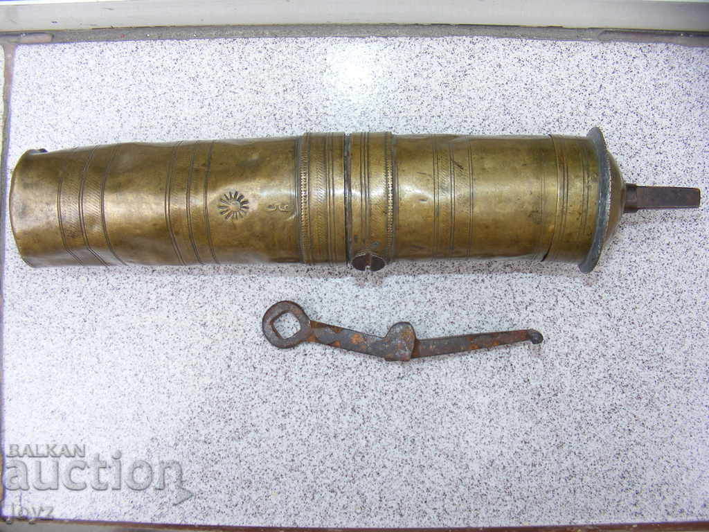 Ancient coffee grinder BGN 30 - 5 Ancient coffee grinder BGN 30 - 5