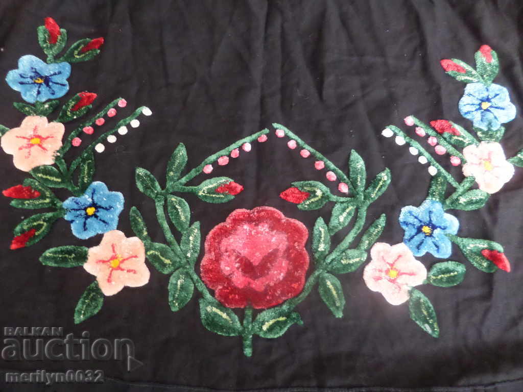 Auction Old woven embroidered towel embroidered apron costume Auction Old woven embroidered towel embroidered apron costume