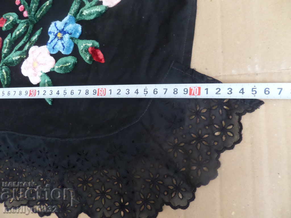 Delivery of Old woven embroidered towel embroidered apron costume Delivery of Old woven embroidered towel embroidered apron costume