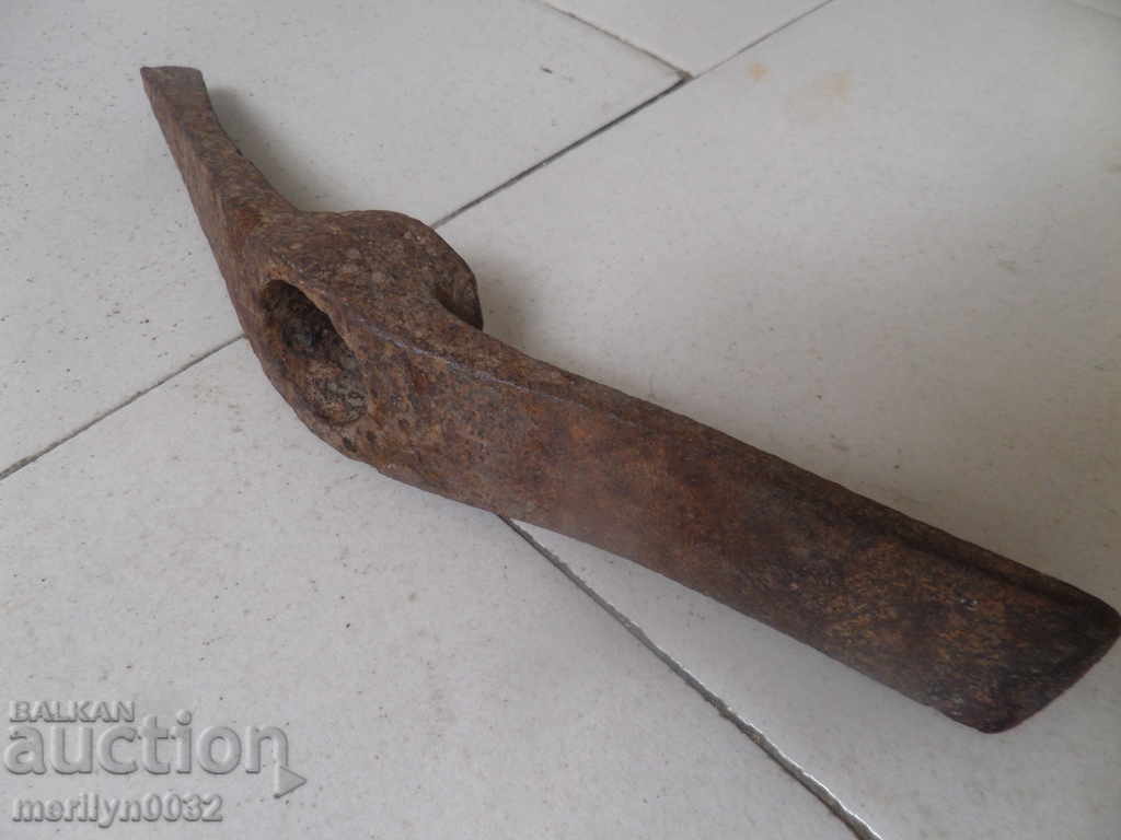 Delivery of Old forged pigeon, pick, instrument Delivery of Old forged pigeon, pick, instrument